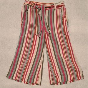 Adorable striped gaucho pants with attached tie